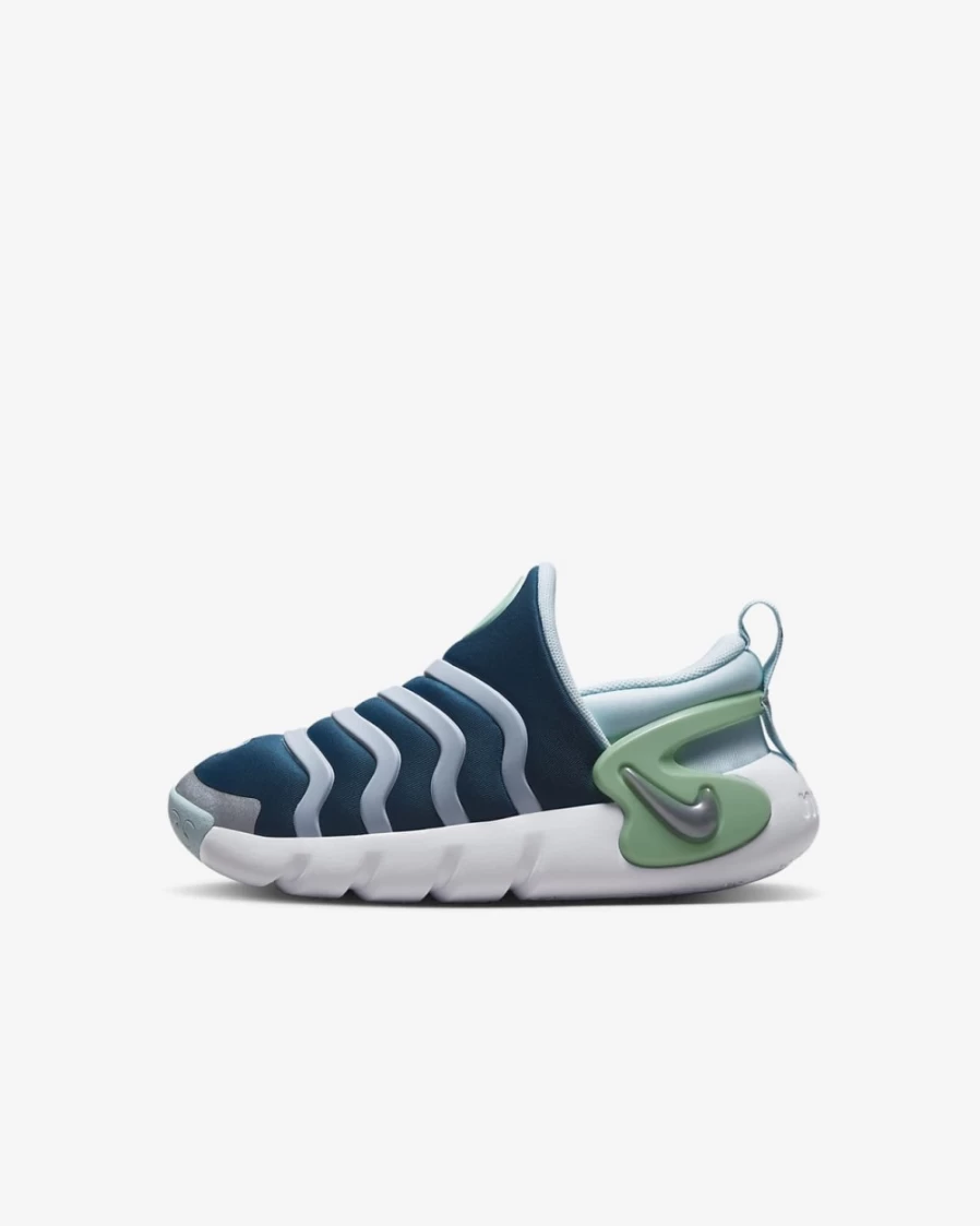 Nike Dynamo GO SE Easy On/Off Kids' Shoes for Boys & Girls - Valerian Blue/Glacier Blue/Enamel Green/Metallic Silver