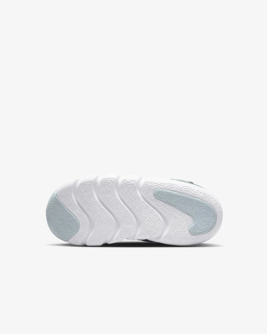 Nike Dynamo GO SE Easy On/Off Kids' Shoes for Boys & Girls - Valerian Blue/Glacier Blue/Enamel Green/Metallic Silver