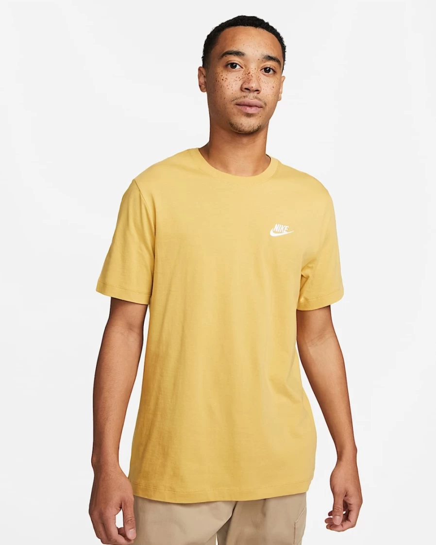 Nike Men's Sportswear Club T-Shirt in Wheat Gold - Classic Fit Casual Tee