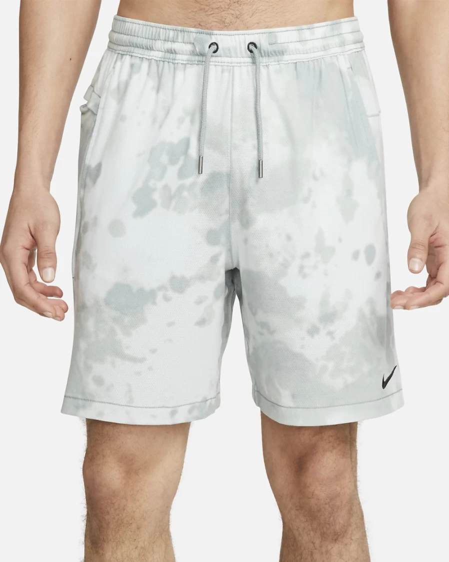 Nike Dri-FIT Men's Yoga Shorts 7" Breathable Quick-Dry Fitness Running Workout Shorts in Mica Green/Light Silver/Black