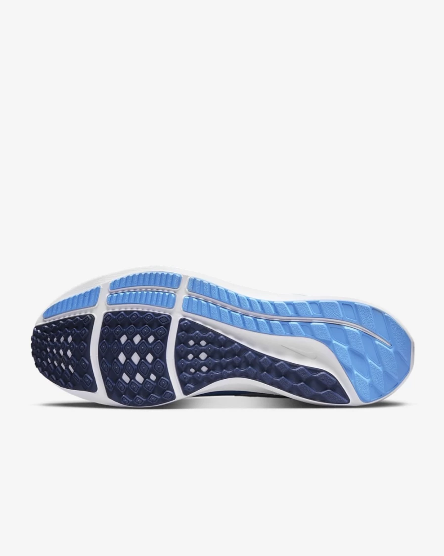 Nike Pegasus 39 Men's Road Running Shoes - Tennessee Titans NFL Team Edition in Coast/College Navy/White