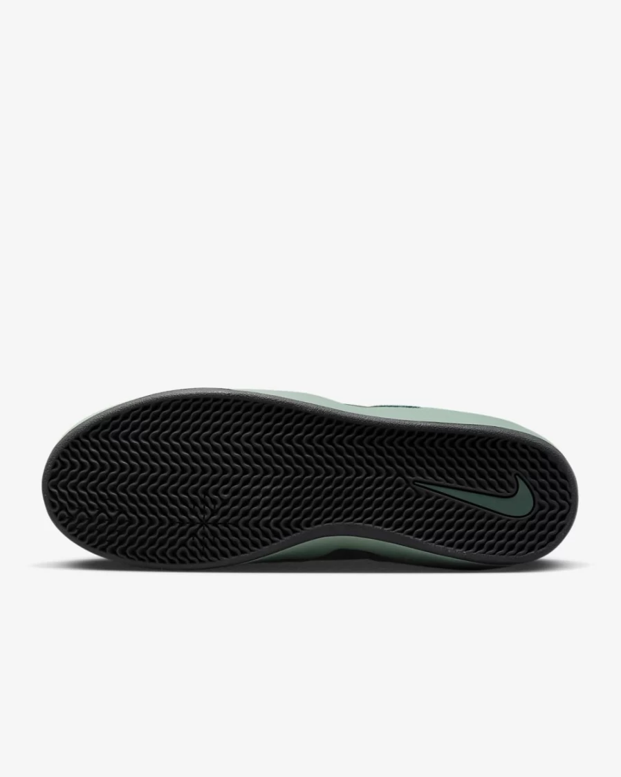 Nike SB Ishod Wair Skate Shoes for Men in Gorge Green/Dutch Green/Black - Men's Skateboarding Sneakers