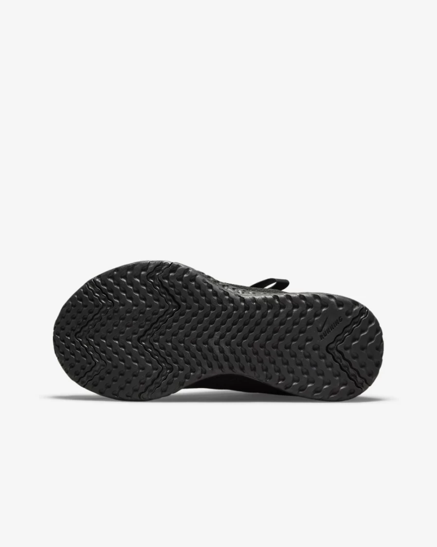 Nike Revolution 6 FlyEase 4E Big Kids' Easy On/Off Running Shoes - Black/Dark Smoke Grey/Black for Boys and Girls