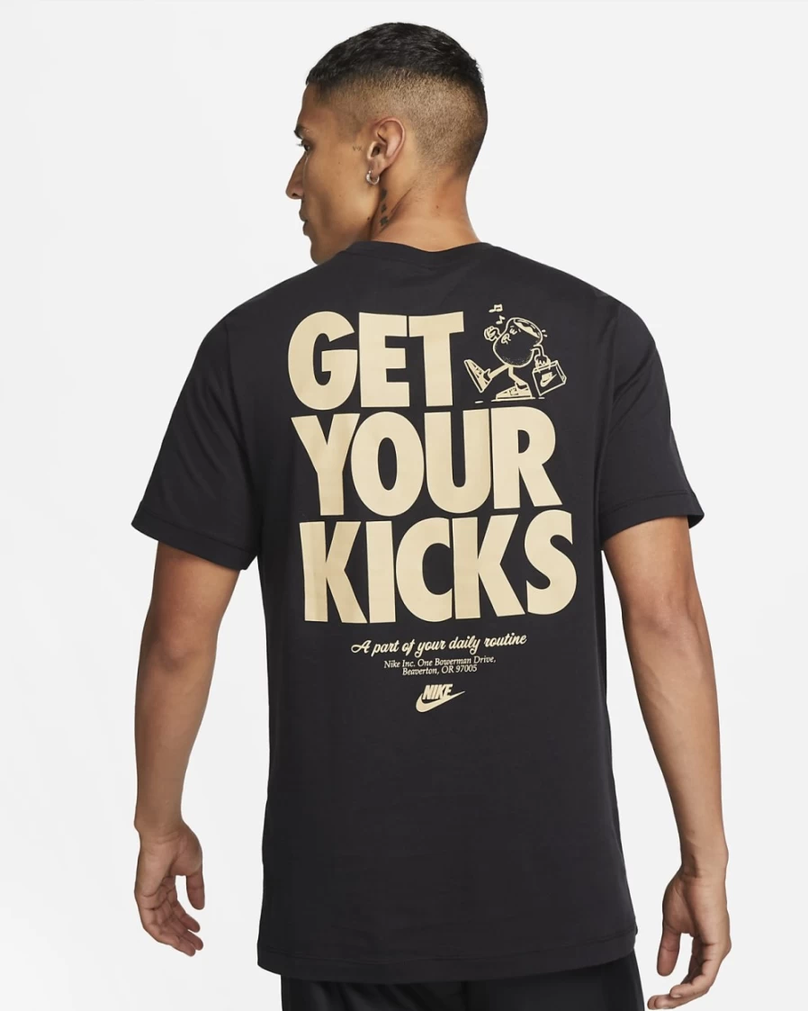 Nike Men's Black Sportswear Essential T-Shirt - Athletic Comfort Fit Cotton Tee