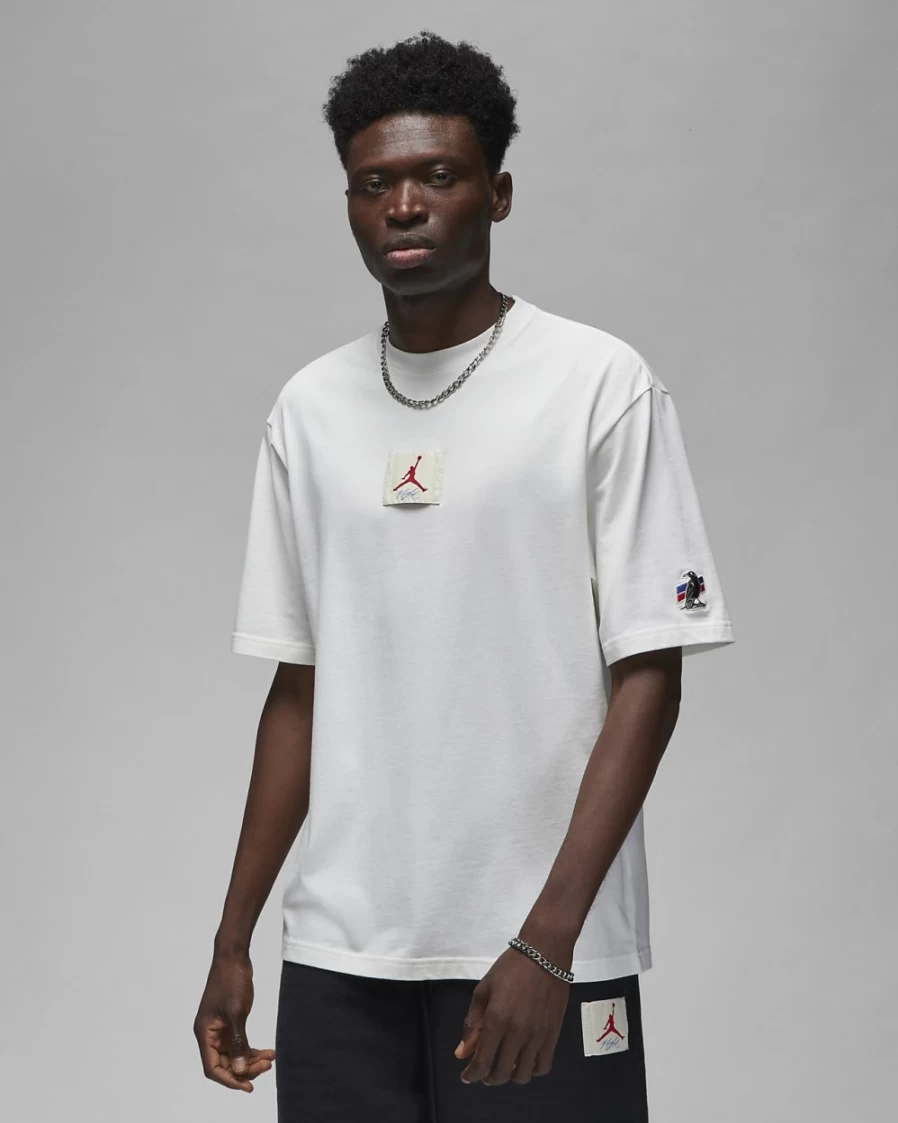 Nike Jordan x Two 18 Men's T-Shirt in Sail - Official Men's Apparel
