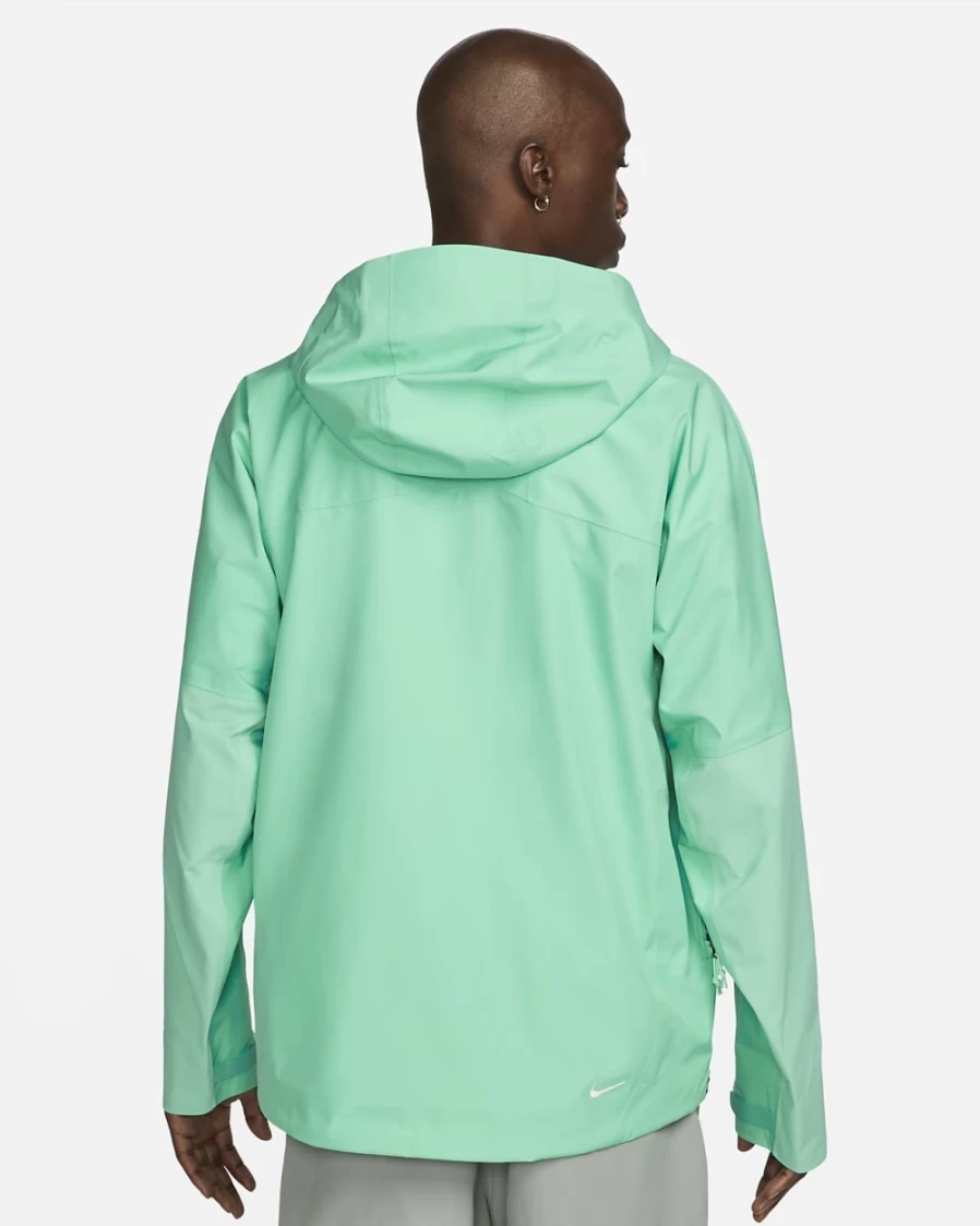 Nike ACG Storm-FIT ADV GORE-TEX Men's Waterproof Jacket in Light Menta/Summit White for Outdoor Hiking