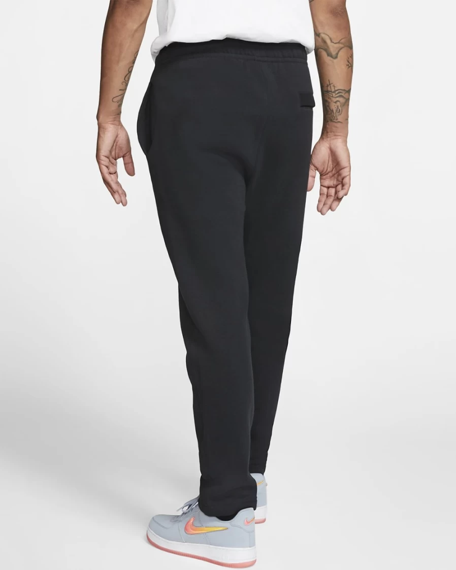 Nike Club Fleece Men's Sweatpants - Black & White Casual Joggers