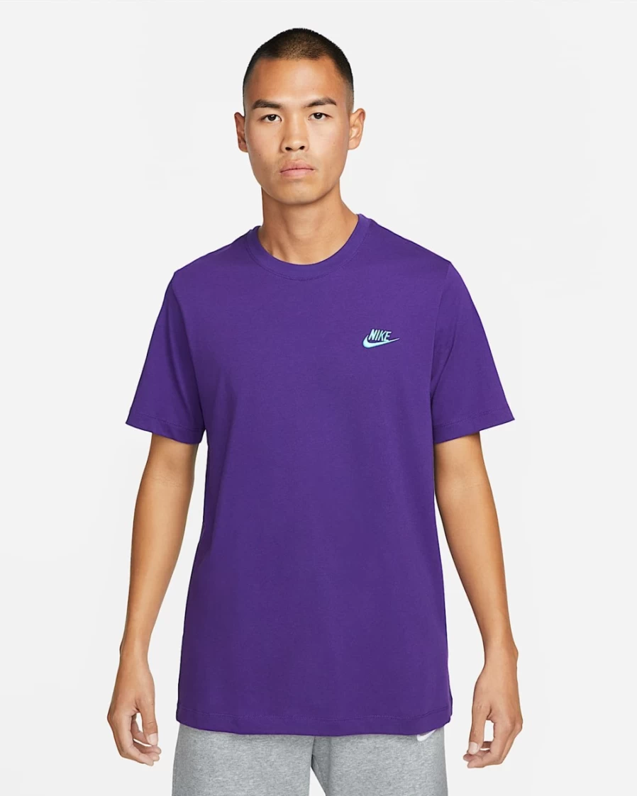 Nike Club Men's T-Shirt in Court Purple | Sportswear Essential