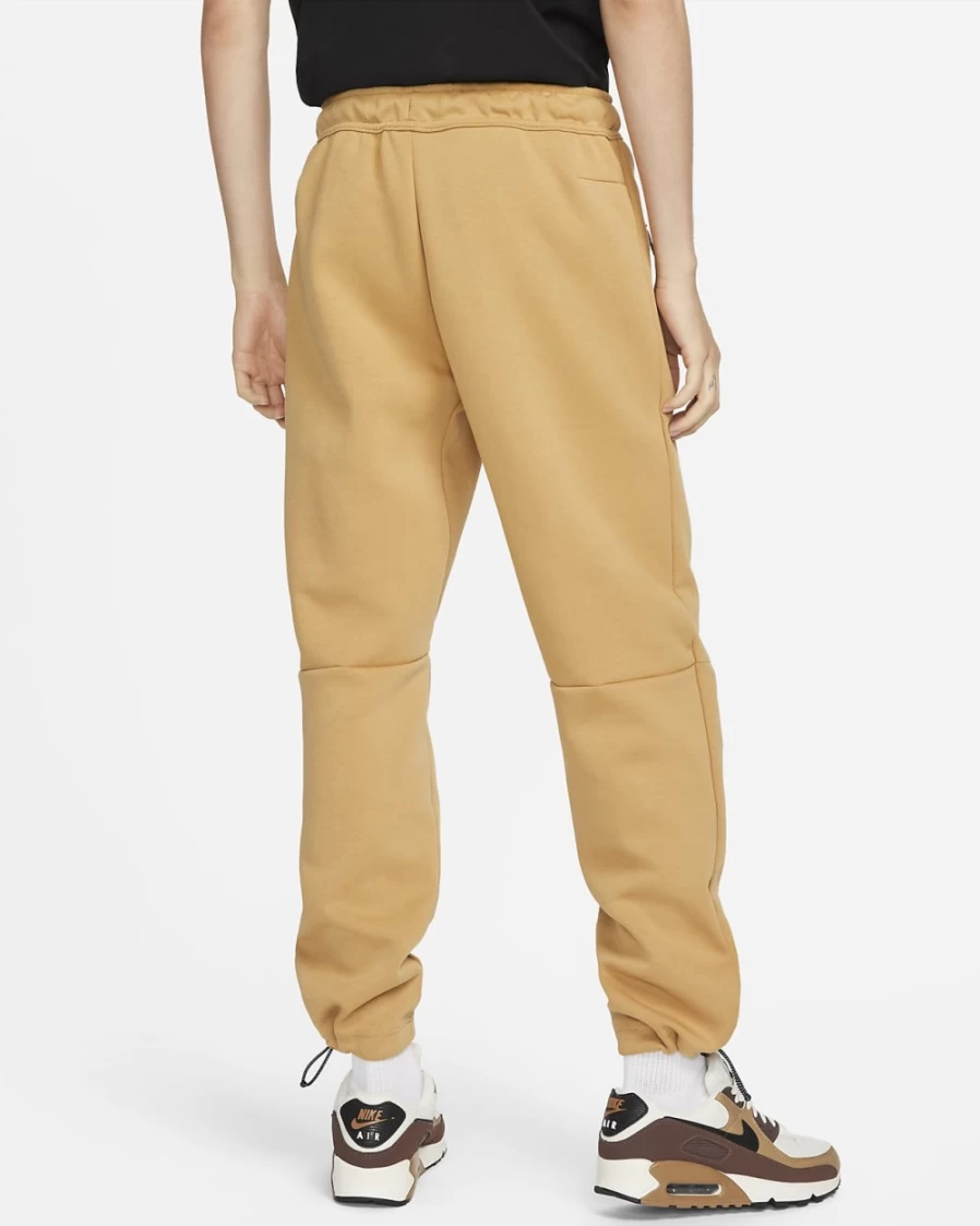 Nike Men's Tech Fleece Jogger Pants - Elemental Gold/Sail, Comfortable Sportswear for Training & Casual Wear