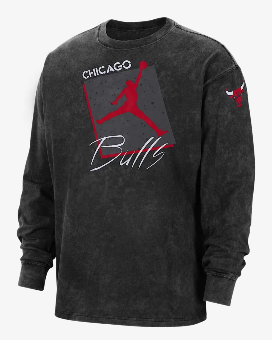 Nike Jordan Max90 NBA Chicago Bulls Courtside Statement Edition Long-Sleeve T-Shirt for Men - Black