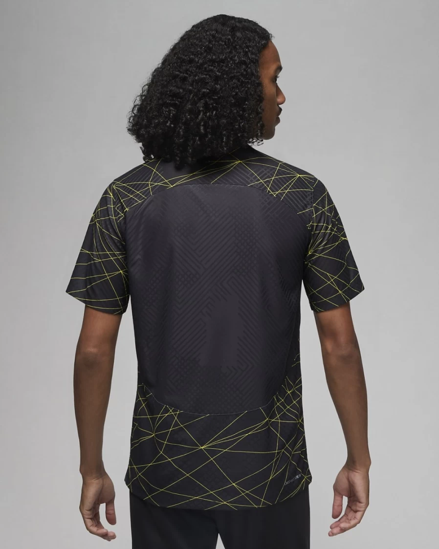 Nike Men's Paris Saint-Germain 2022/23 Match Fourth Jordan Dri-FIT ADV Soccer Jersey - Black/Tour Yellow