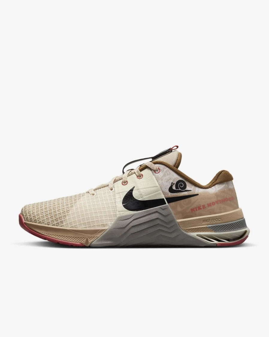 Nike Metcon 8 AMP Men's Training Shoes - Sanddrift/Hemp/Coconut Milk/Black Colorway
