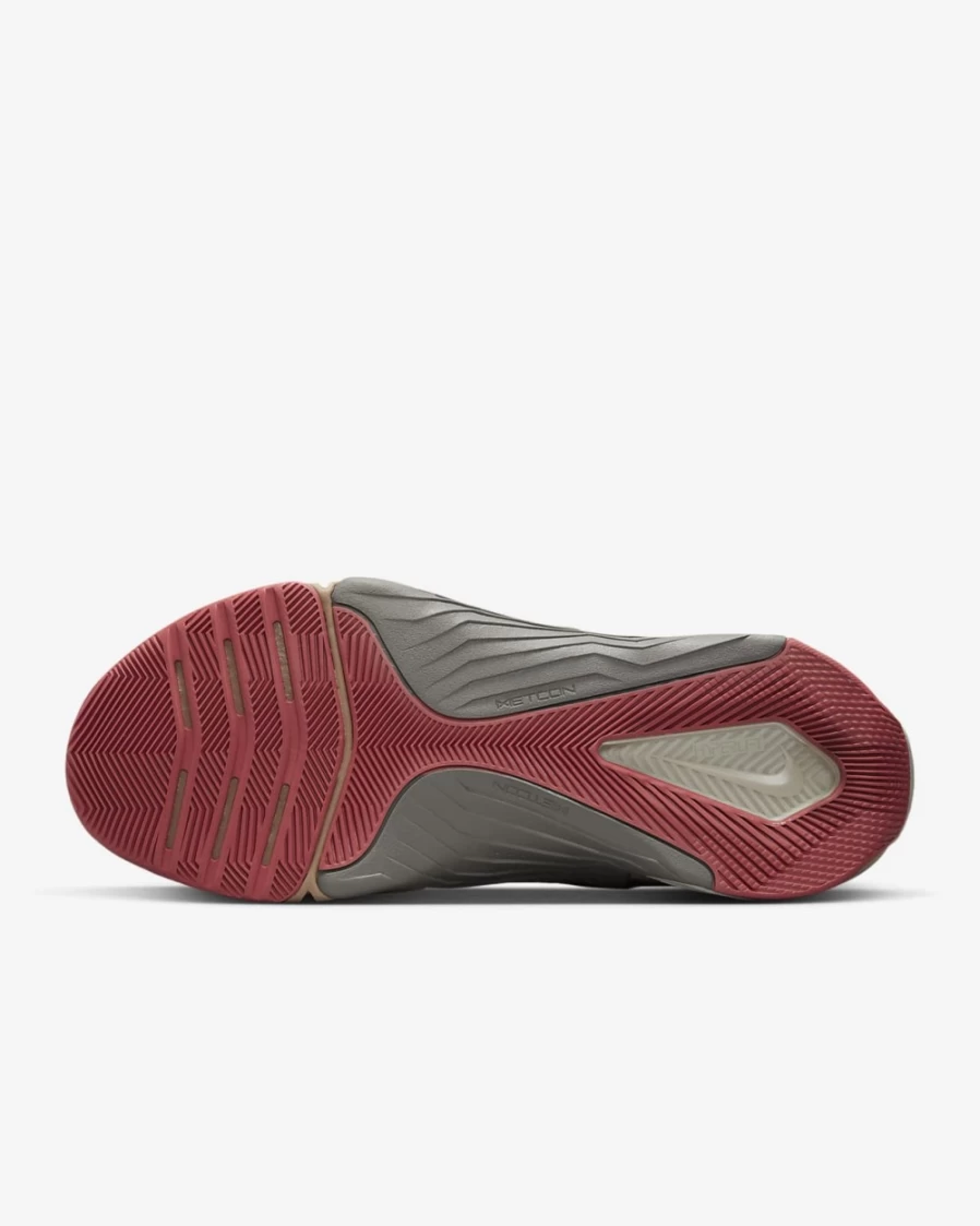 Nike Metcon 8 AMP Men's Training Shoes - Sanddrift/Hemp/Coconut Milk/Black Colorway