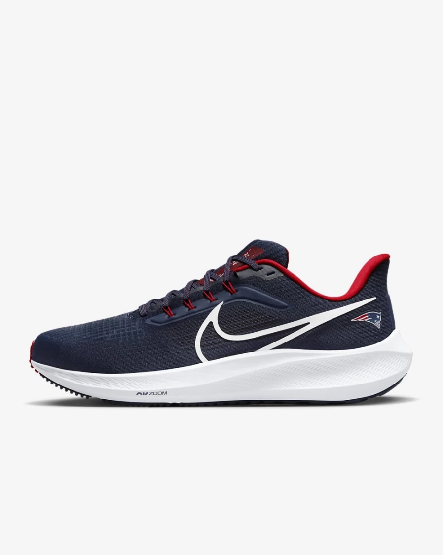 Nike Pegasus 39 Men's Road Running Shoes - New England Patriots NFL Edition in College Navy/University Red/White