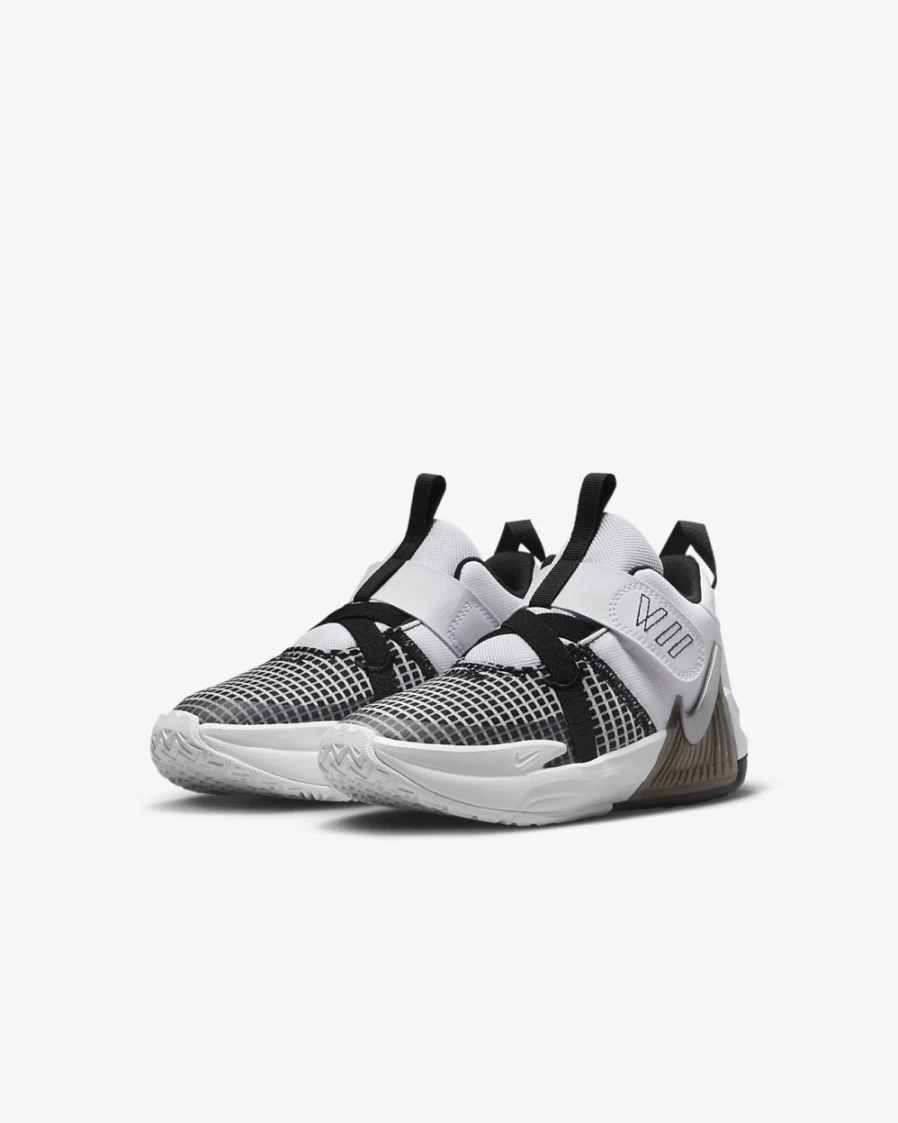 Nike LeBron Witness 7 Kids' Basketball Shoes - White/Black/Metallic Silver for Boys and Girls