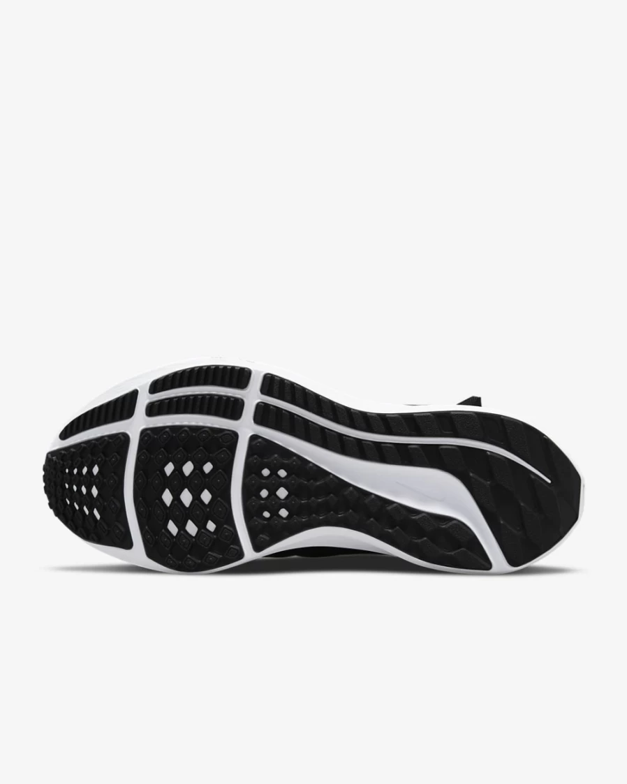 Nike Pegasus FlyEase Men's Road Running Shoes - Extra Wide Fit in Black/Dark Smoke Grey/White