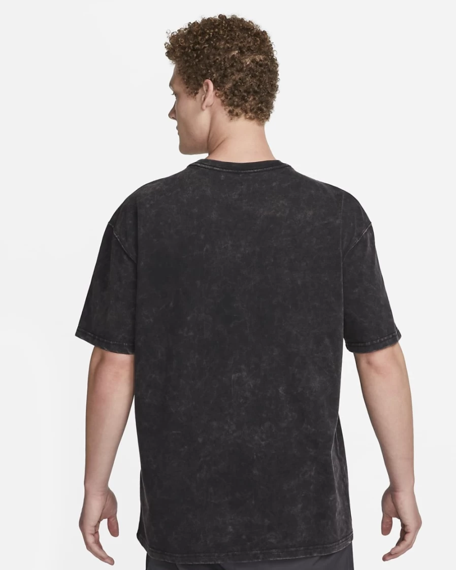 Nike Men's Max90 Sportswear T-Shirt - Black