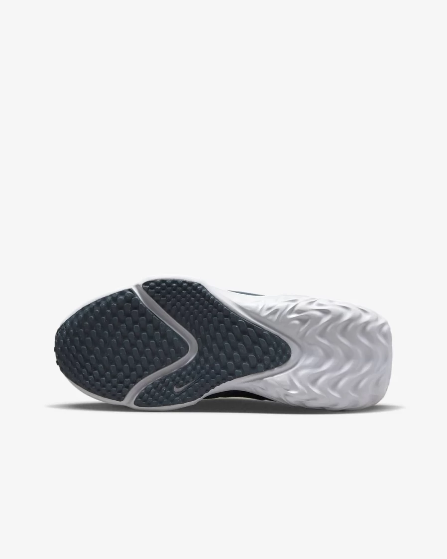 Nike Flow Big Kids' Road Running Shoes for Boys & Girls in Thunder Blue/Violet Frost/Vivid Purple/Metallic Silver