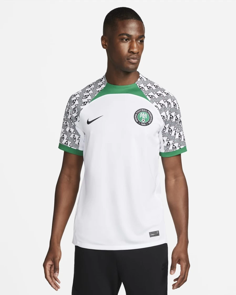 Nike Men's Nigeria 2022/23 Away Soccer Jersey - White/Pine Green/Black - Dri-FIT Stadium Football Shirt