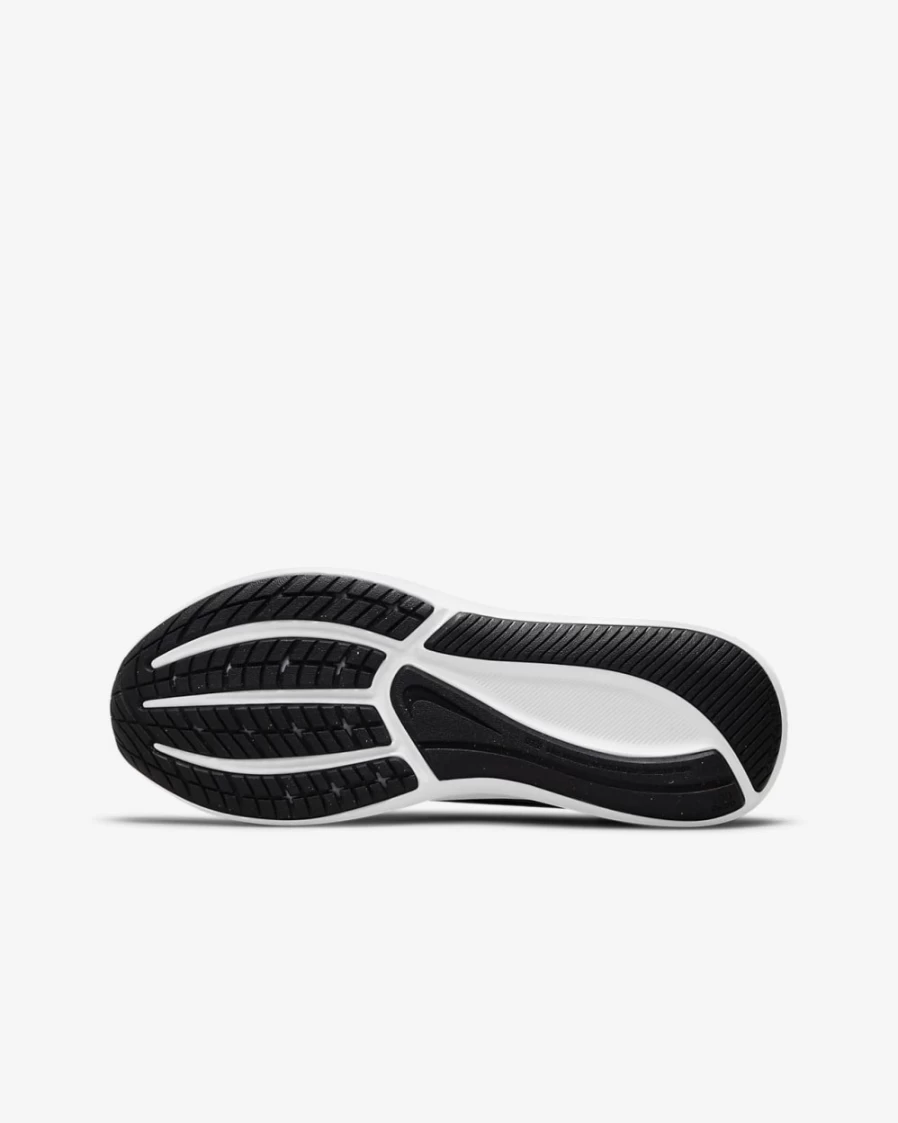 Nike Star Runner 3 Big Kids' Light Smoke Grey Road Running Shoes for Boys and Girls