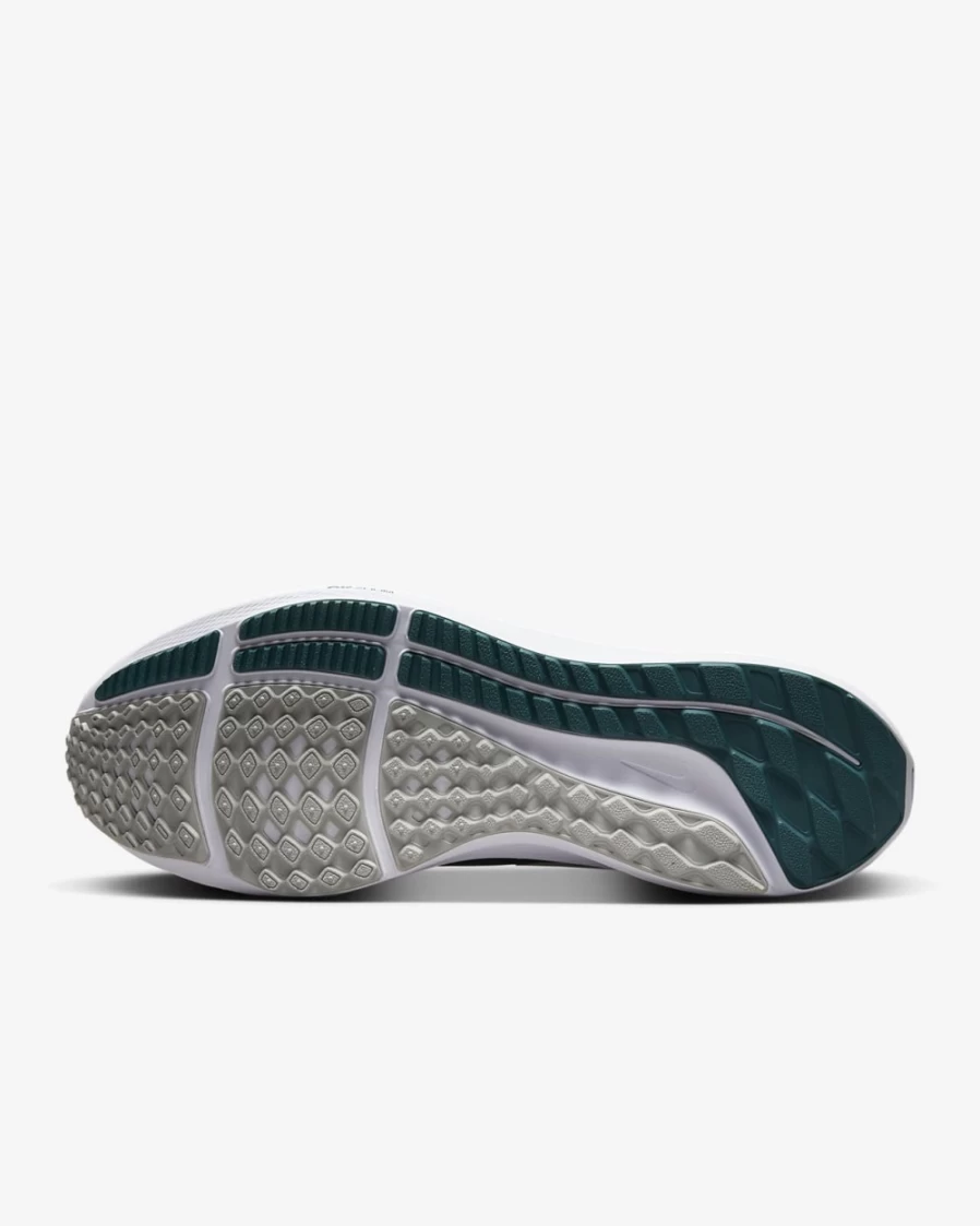 Nike Pegasus 39 Men's Road Running Shoes - Philadelphia Eagles NFL Edition in Sport Teal/Medium Silver/White