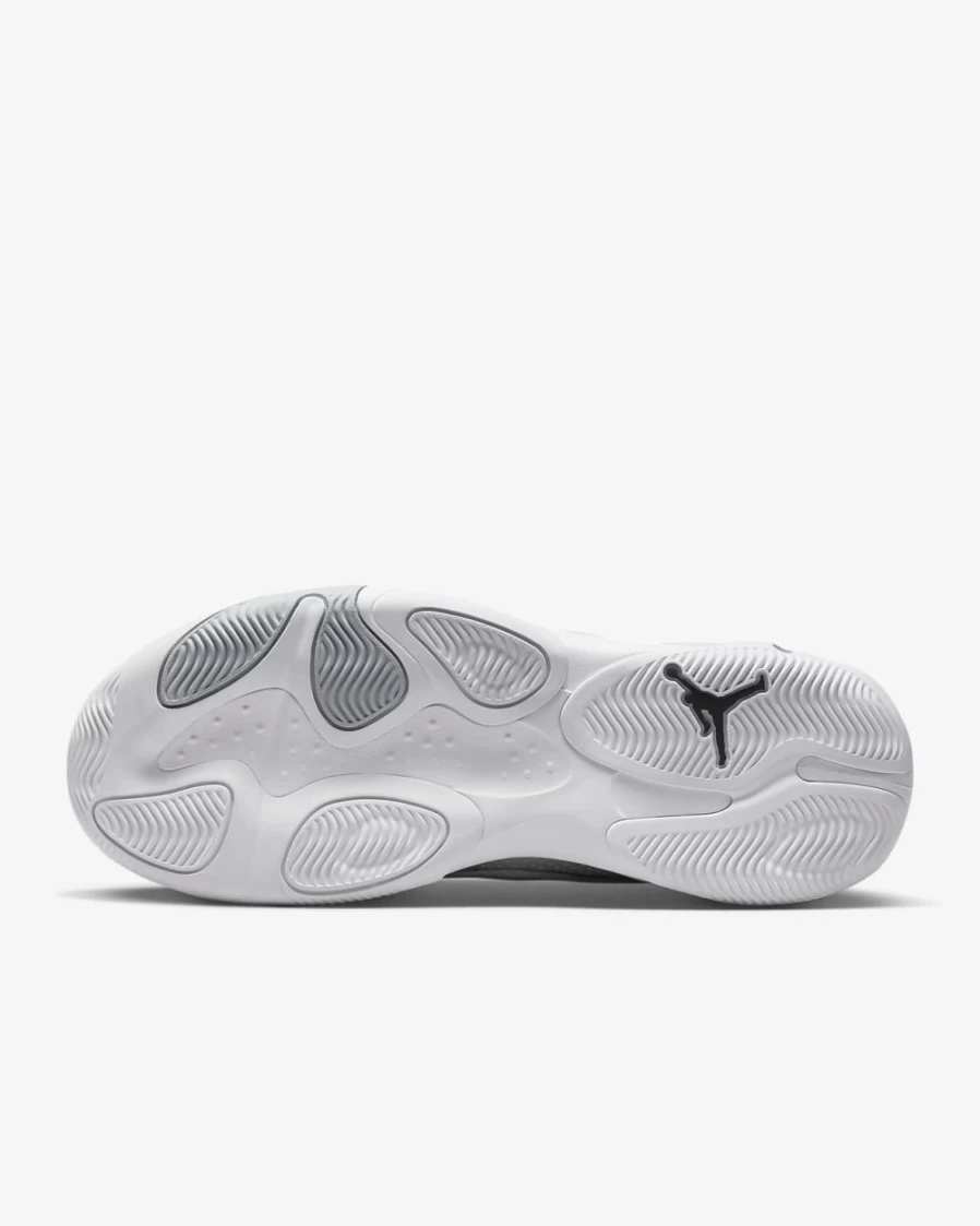 Nike Jordan Max Aura 4 Men's Shoes - Cool Grey/White/Black/Wolf Grey Basketball Sneakers for Men