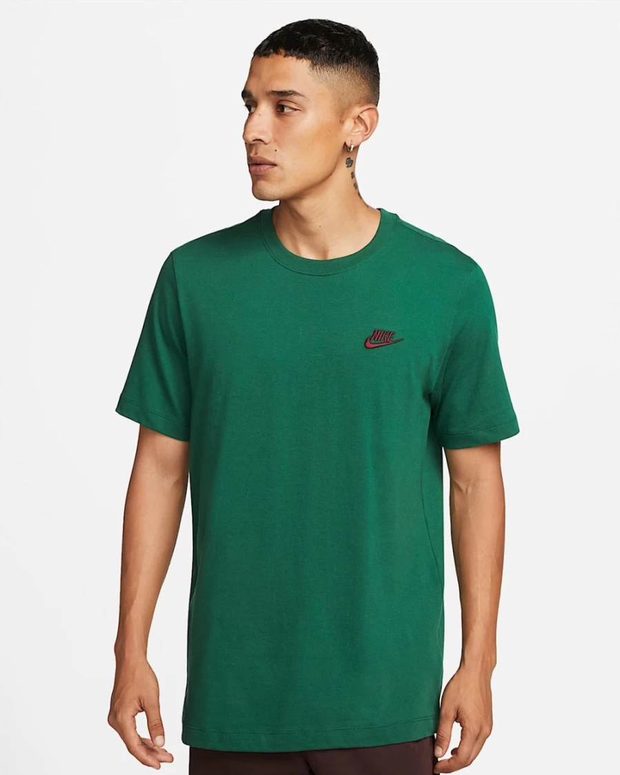 Nike Club Men's T-Shirt - Gorge Green Sportswear Top for Men
