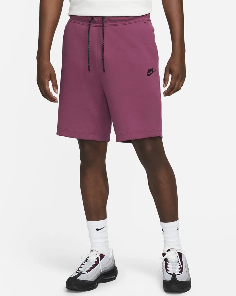 Nike Men's Tech Fleece Shorts - Rosewood/Black, Comfortable Sportswear for Training & Casual Wear