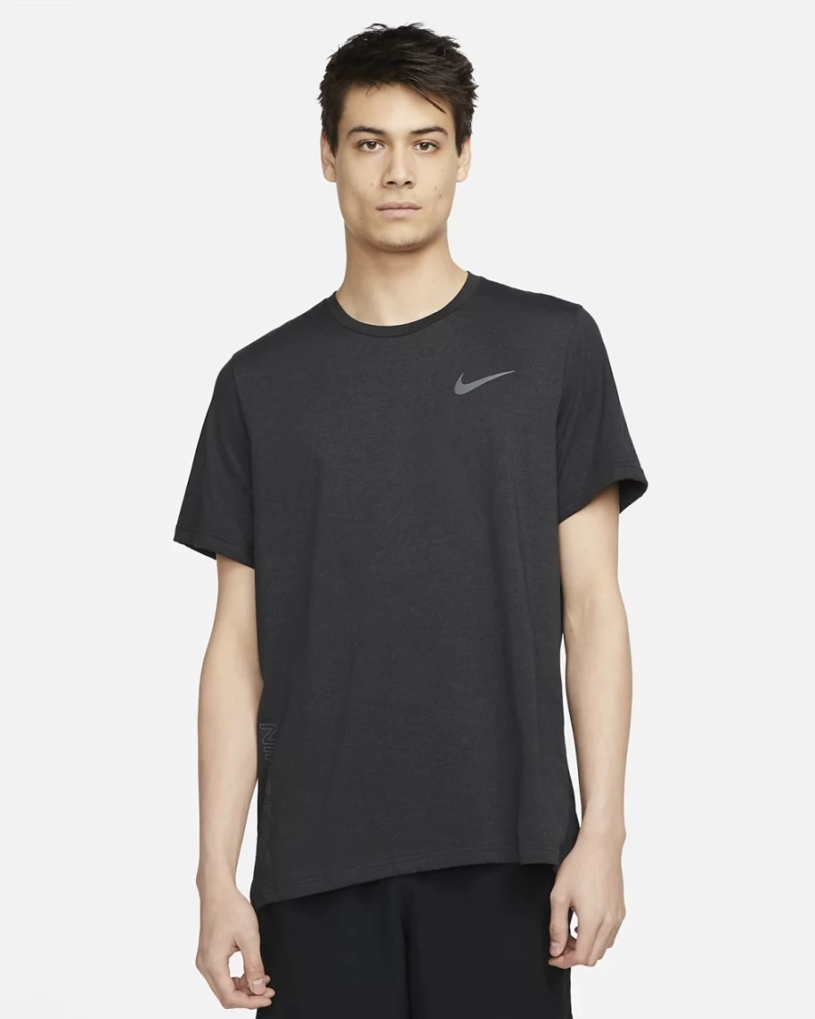 Nike Pro Dri-FIT Men's Training T-Shirt - Moisture-Wicking Short-Sleeve Top in Black & Iron Grey