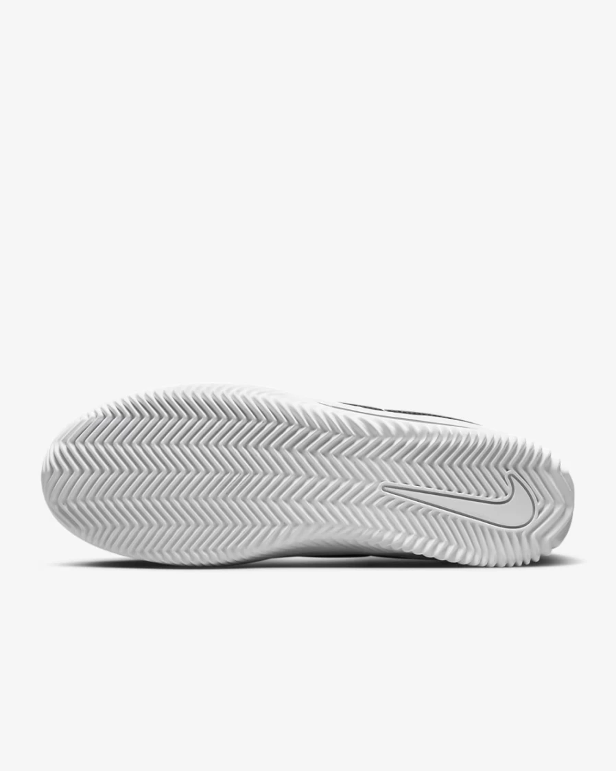 Nike BRSB Men's Skate Shoes in White & Black - High-Performance Skateboarding Footwear