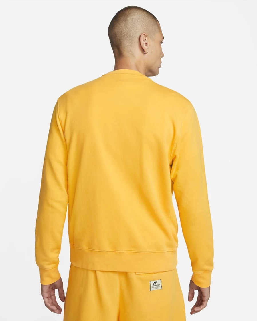 Nike Club Fleece Men's Sweatshirt - University Gold French Terry Pullover