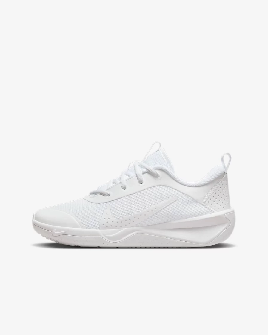 Nike Omni Multi-Court Kids' Indoor Court Shoes - White/Pure Platinum/White for Boys & Girls