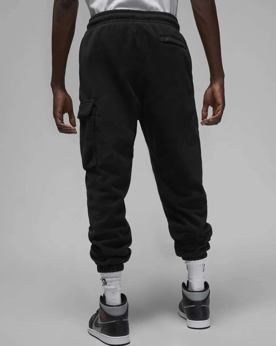 Nike Jordan Essential Men's Black Fleece Winter Pants for Cold Weather