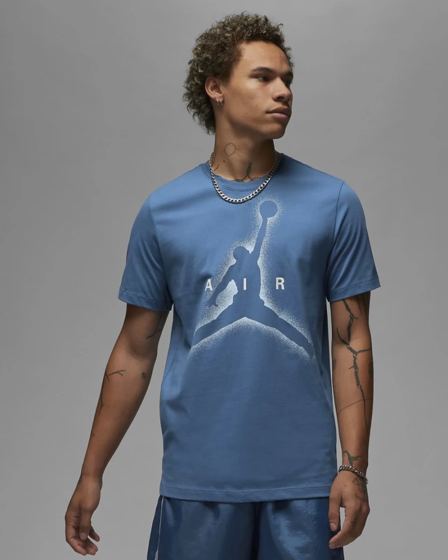 Nike Jordan Essentials Men's T-Shirt - True Blue/Sail, Comfortable Cotton Tee for Men