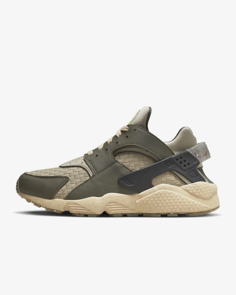 Nike Air Huarache Crater Premium Men's Shoes in Cargo Khaki/Sesame/Black/Limestone