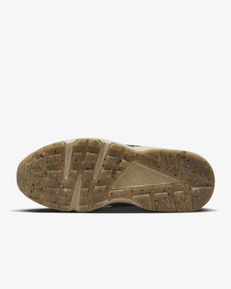 Nike Air Huarache Crater Premium Men's Shoes in Cargo Khaki/Sesame/Black/Limestone