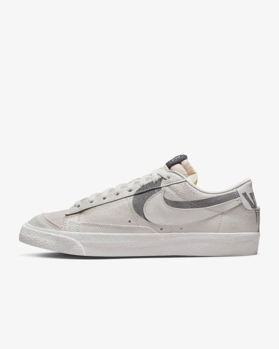 Nike Blazer Low '77 Premium Men's Shoes - Phantom/Ghost Green/Scream Green Colorway