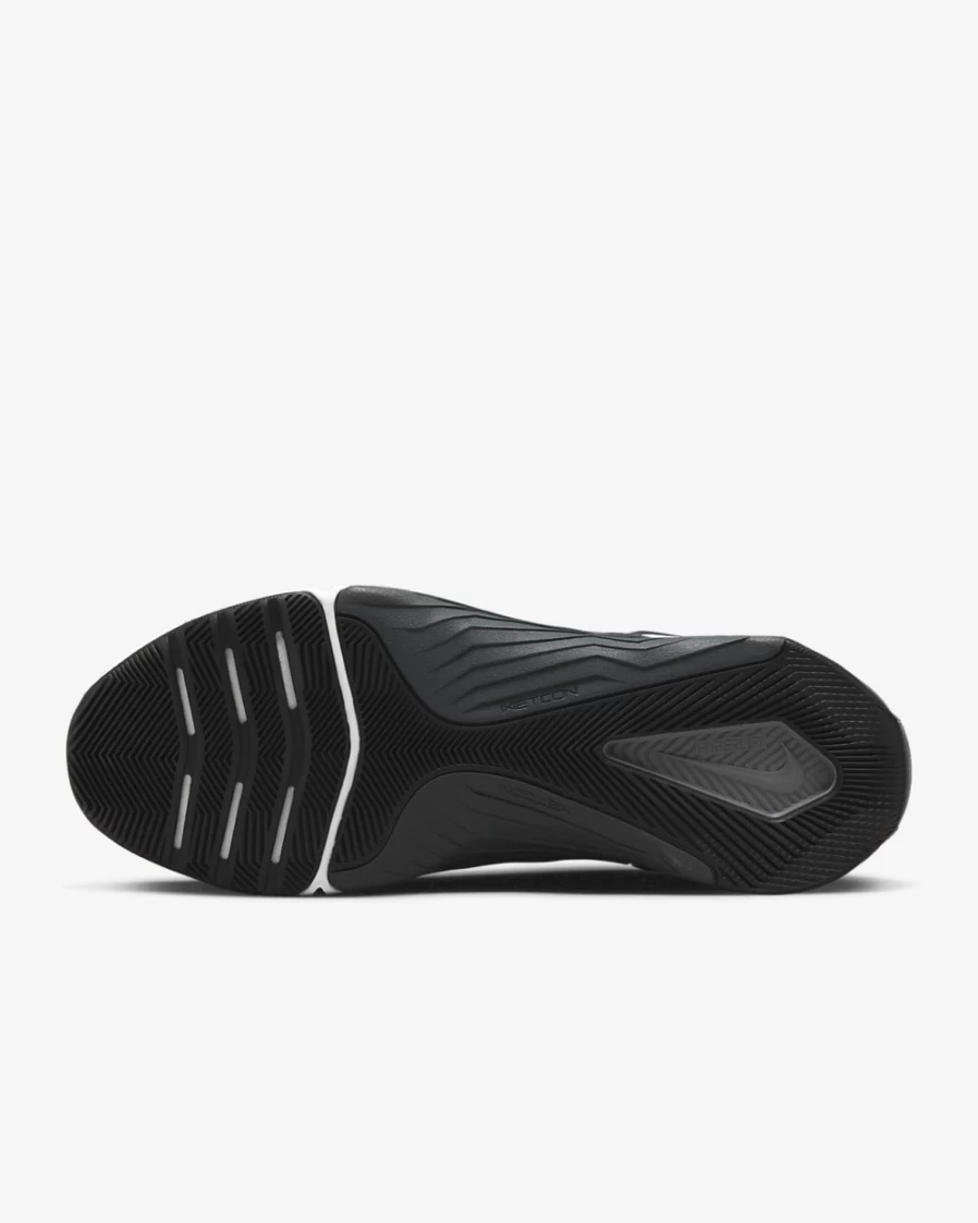 Nike Metcon 8 FlyEase Men's Training Shoes - Black/Dark Smoke Grey/Smoke Grey/White | Easy On/Off Design for Workouts